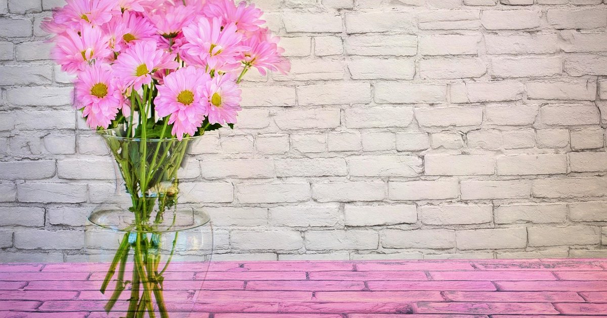 Какие цветы подарить бабушке на день рождения